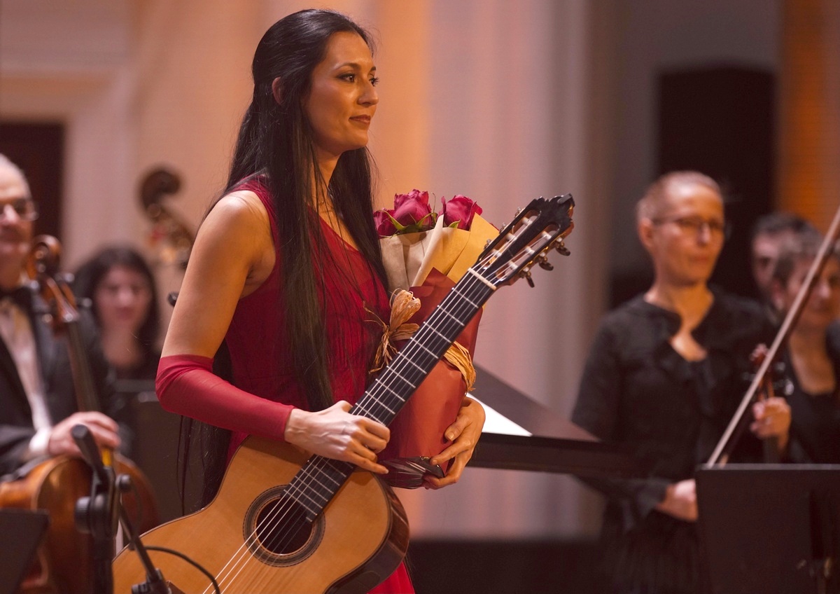 01D24B83-0D75-4384-BB0F-AA5A82DC04D5