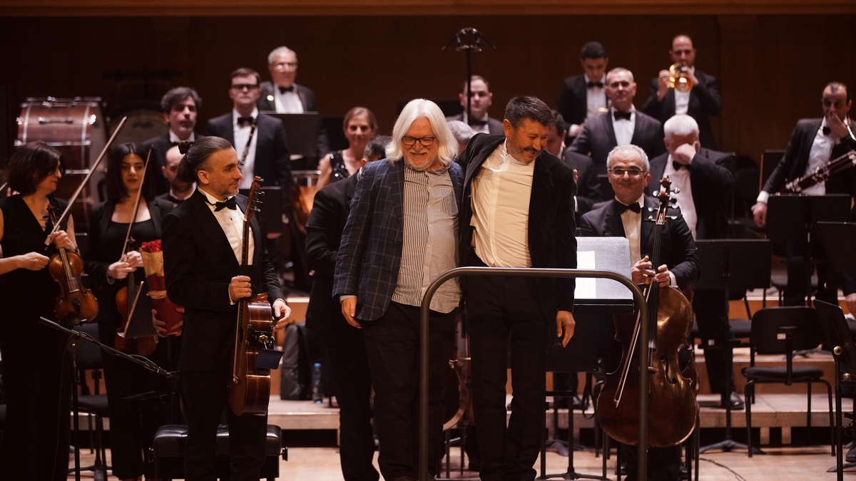 198B7611-3C66-452F-8945-89C6B9841DDC