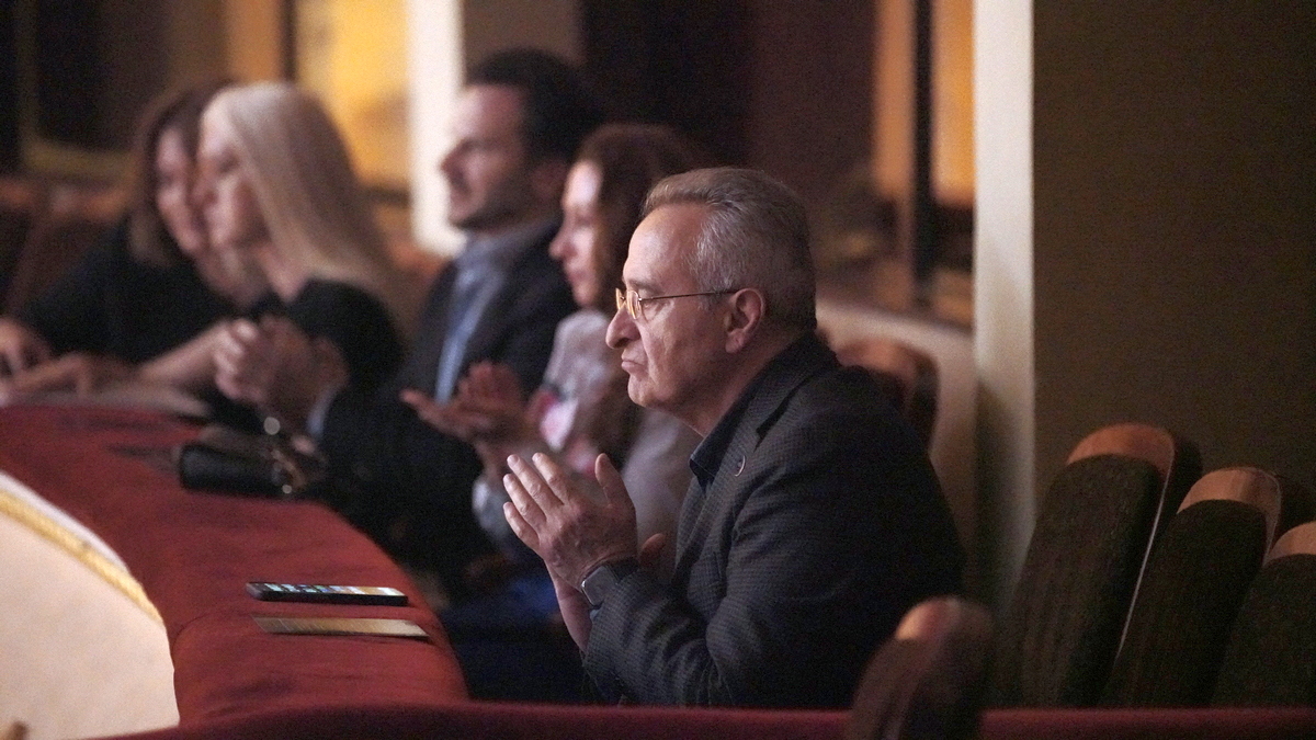 8DDF1714-3F8A-4AFF-911F-81FF4A9B83DB