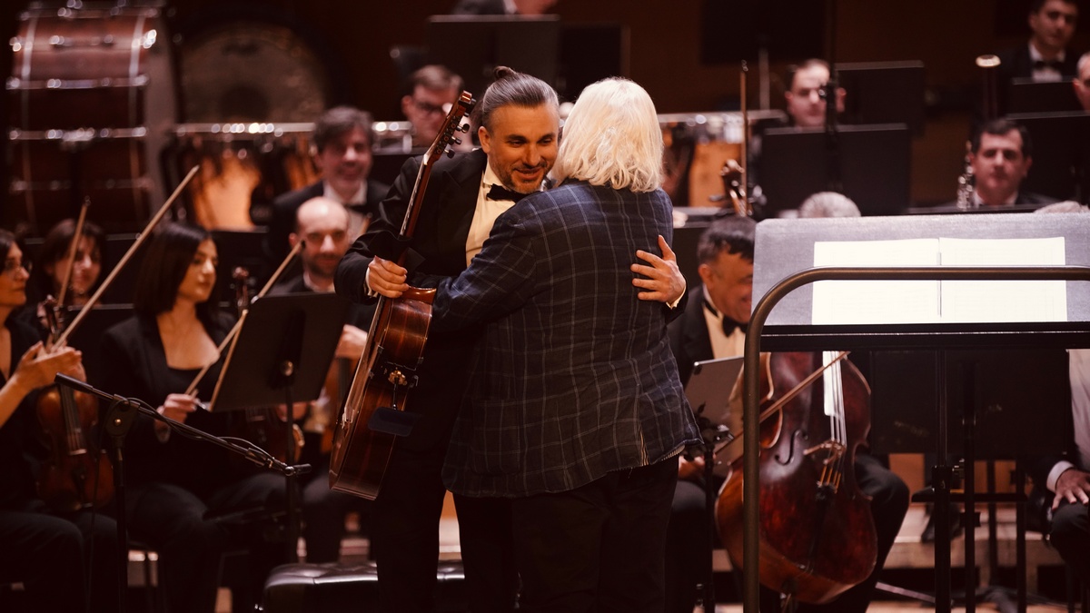 B18D921F-6F0E-4A18-9C06-E4A823BD6A3A