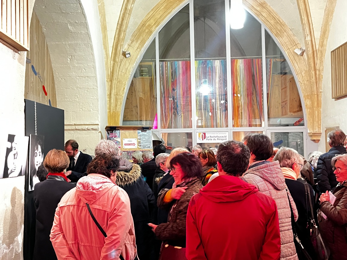 france_festival_excibitions_04