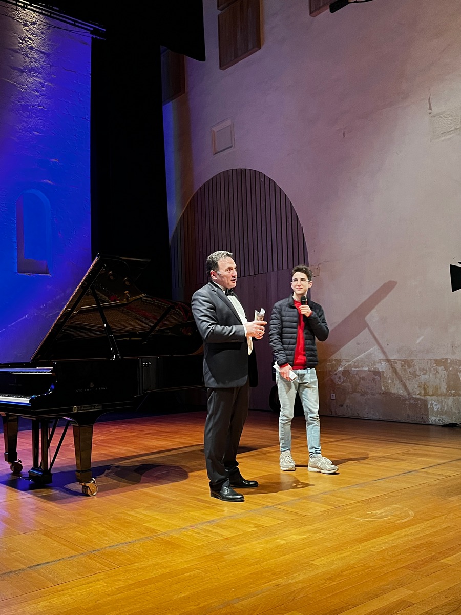 masllev_france_150324_10