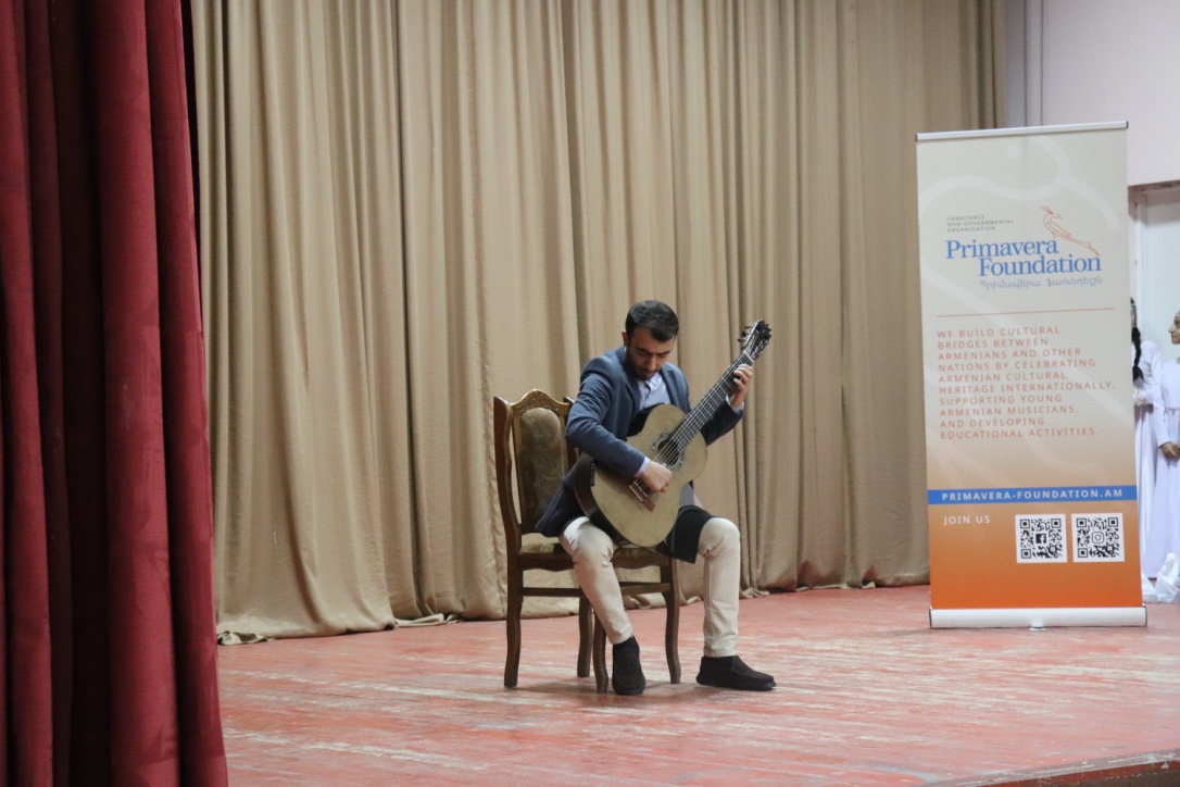 Suynik_Tour_apr24_04