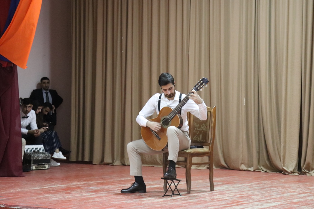 Suynik_Tour_apr24_05