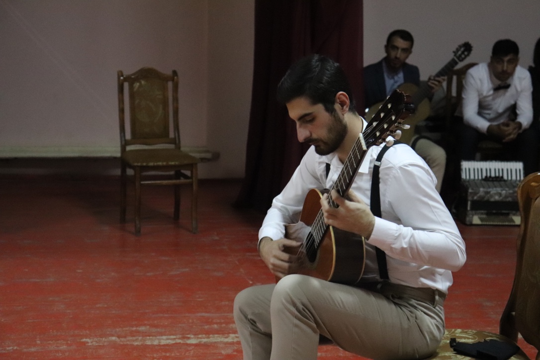 Suynik_Tour_apr24_06