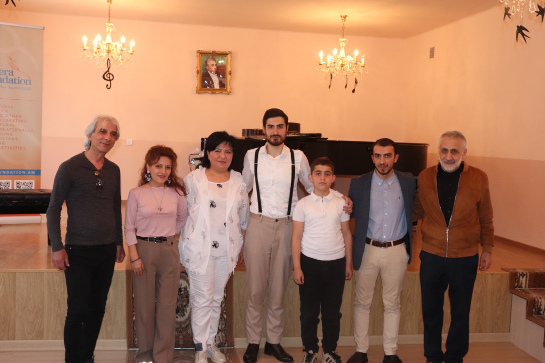 Suynik_Tour_apr24_10