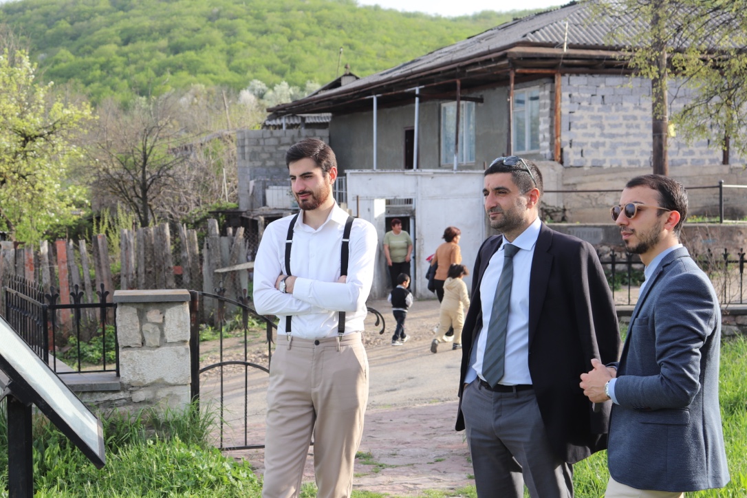 Suynik_Tour_apr24_24