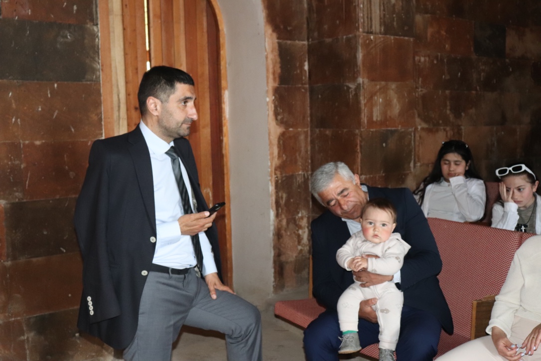 Suynik_Tour_apr24_29