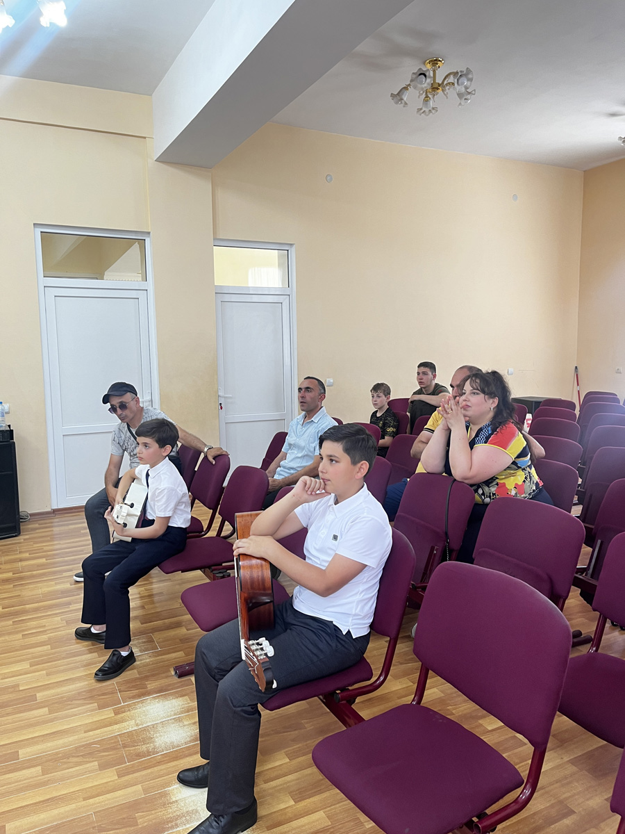 2024_guitar_comp_1706_08