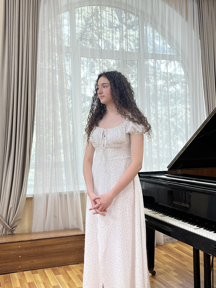 2024_guitar_comp_1706_17