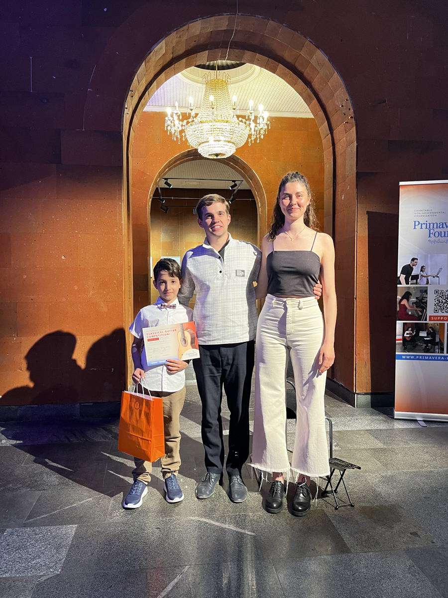 2024_guitar_comp_1806_04