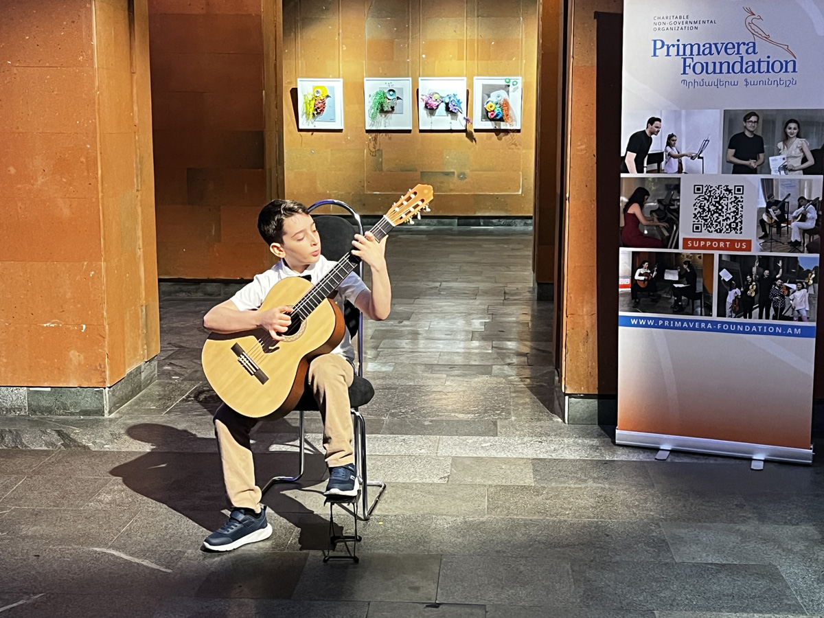 2024_guitar_comp_1806_05