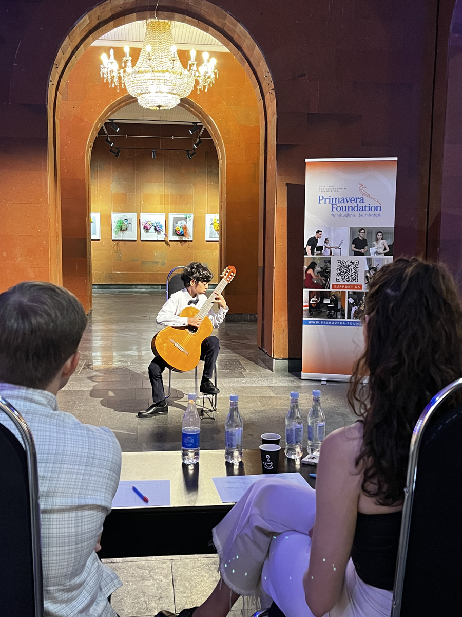 2024_guitar_comp_1806_07