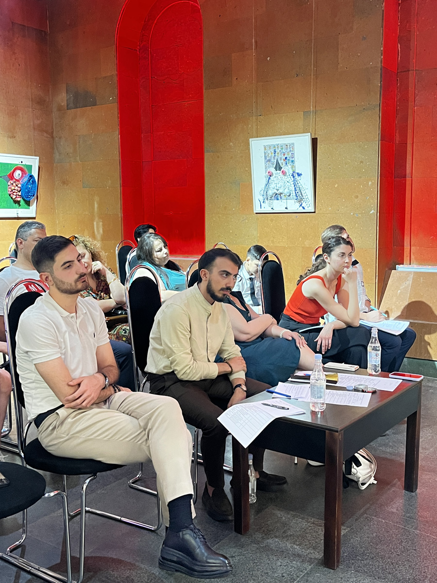 2024_guitar_comp_2006_18