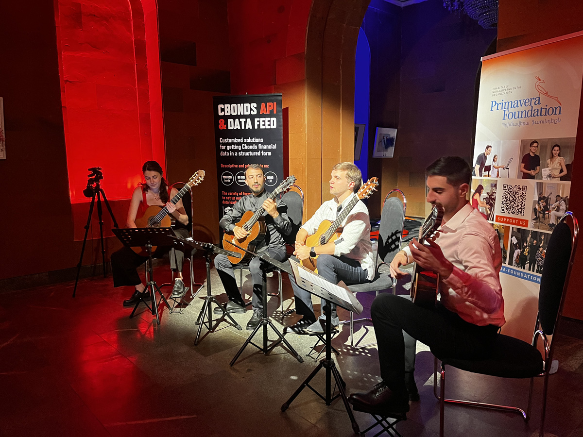 2024_guitar_comp_2006_24