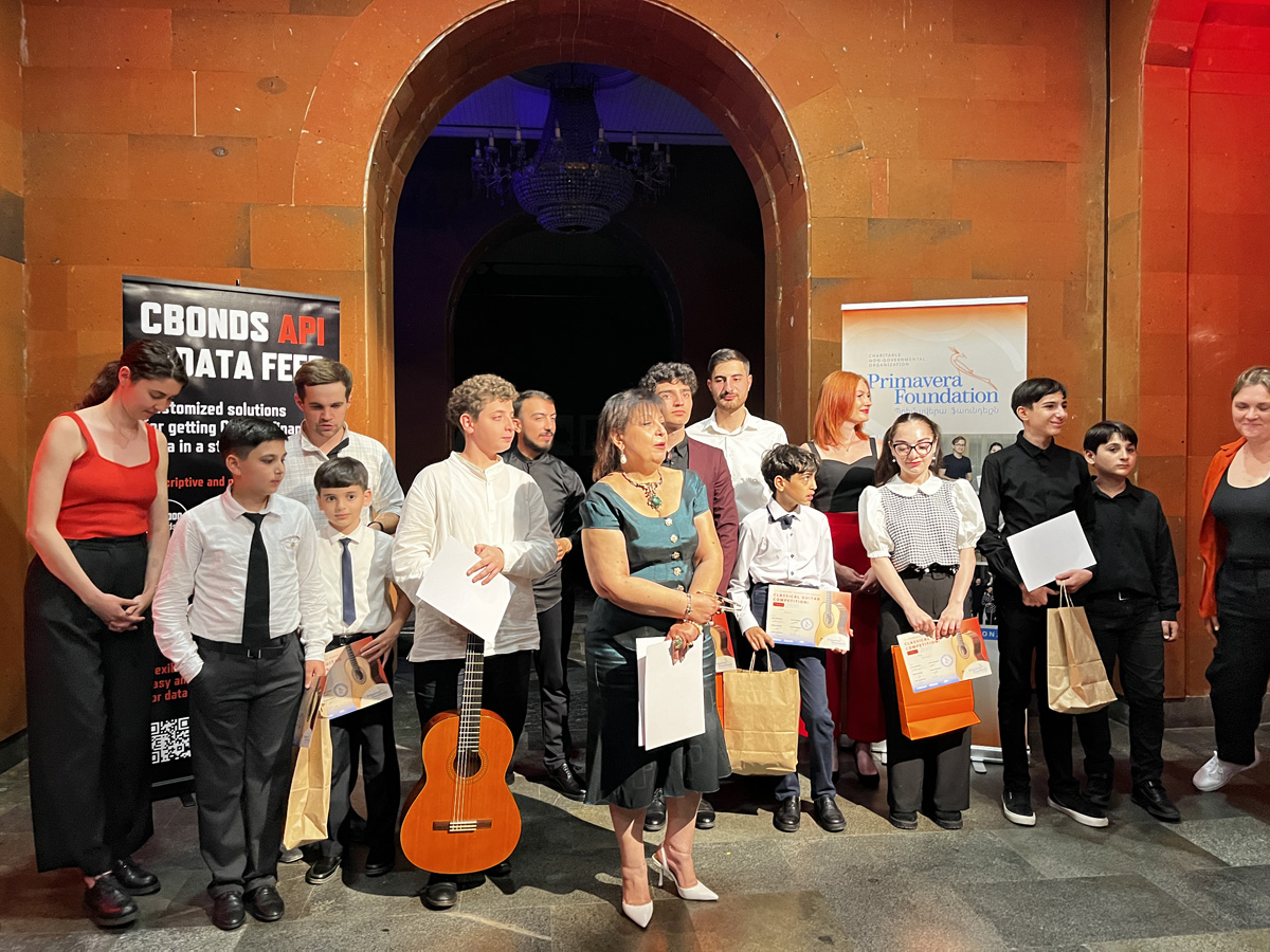 2024_guitar_comp_2006_26