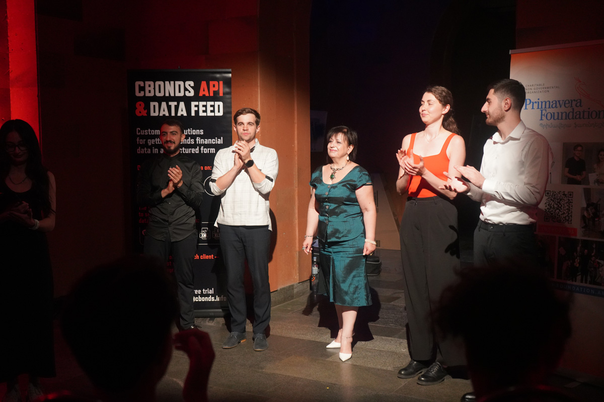 2024_guitar_comp_2006_30