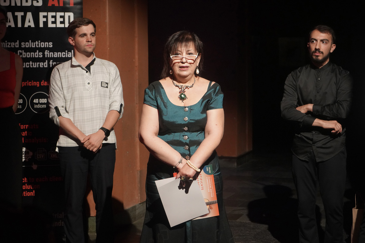 2024_guitar_comp_2006_41